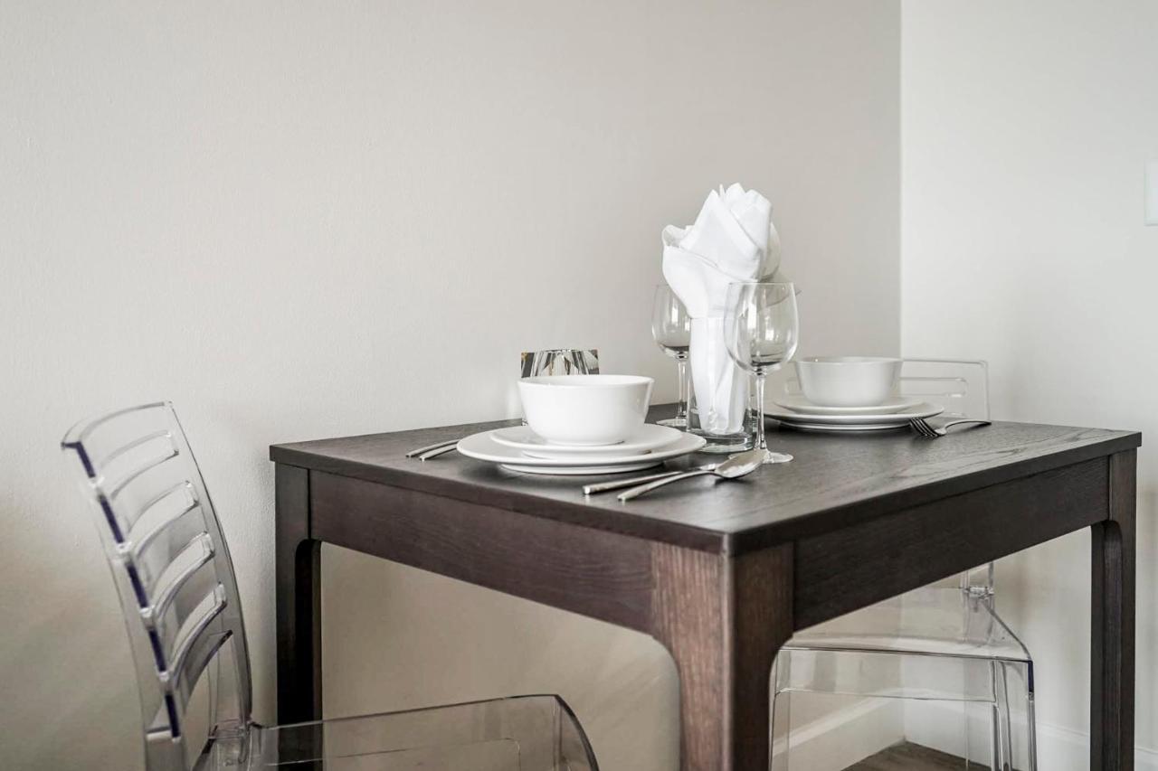 Short Term Rentals At The Park At Trowbridge Senior Community Southfield Ngoại thất bức ảnh