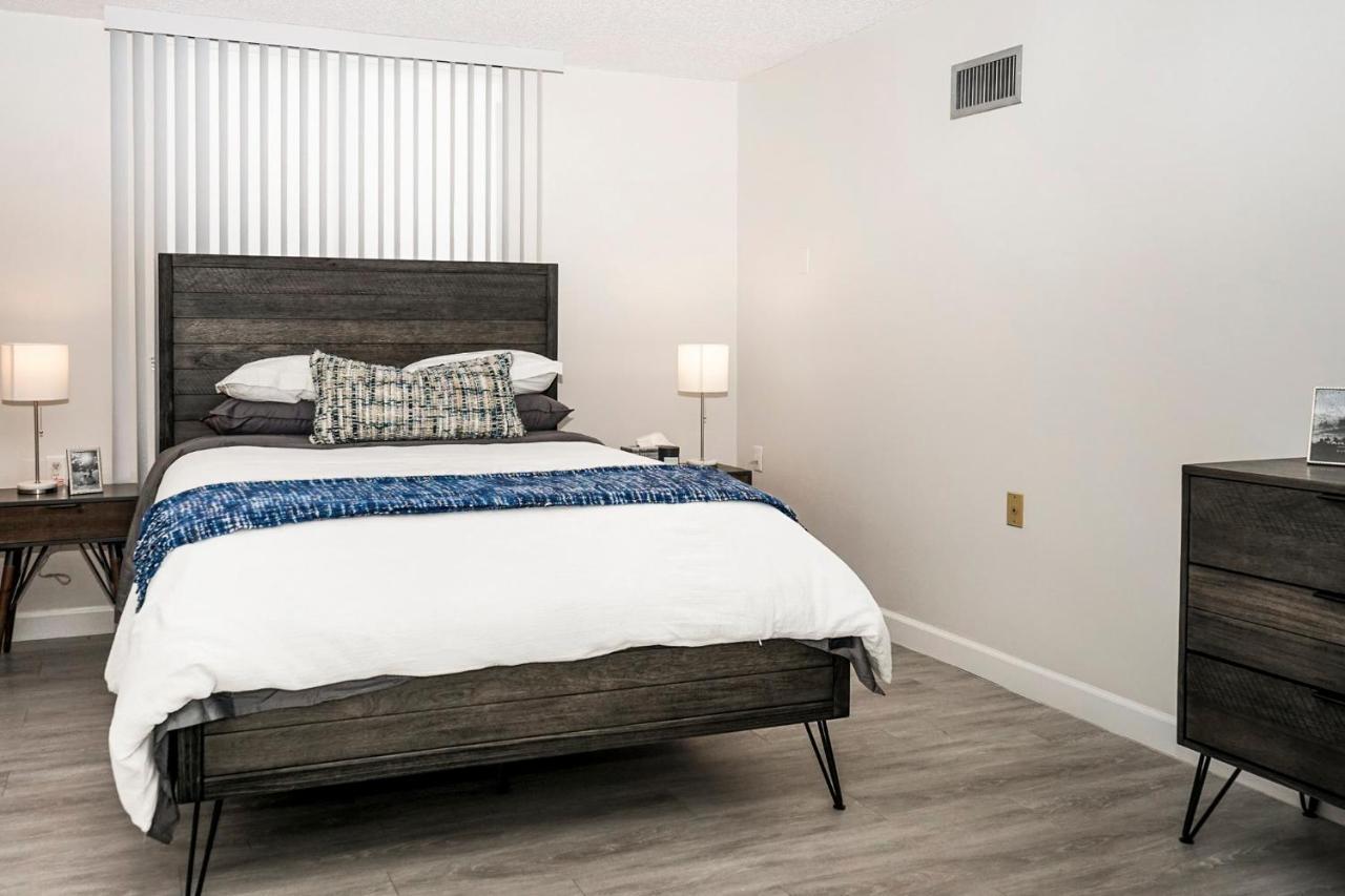Short Term Rentals At The Park At Trowbridge Senior Community Southfield Ngoại thất bức ảnh